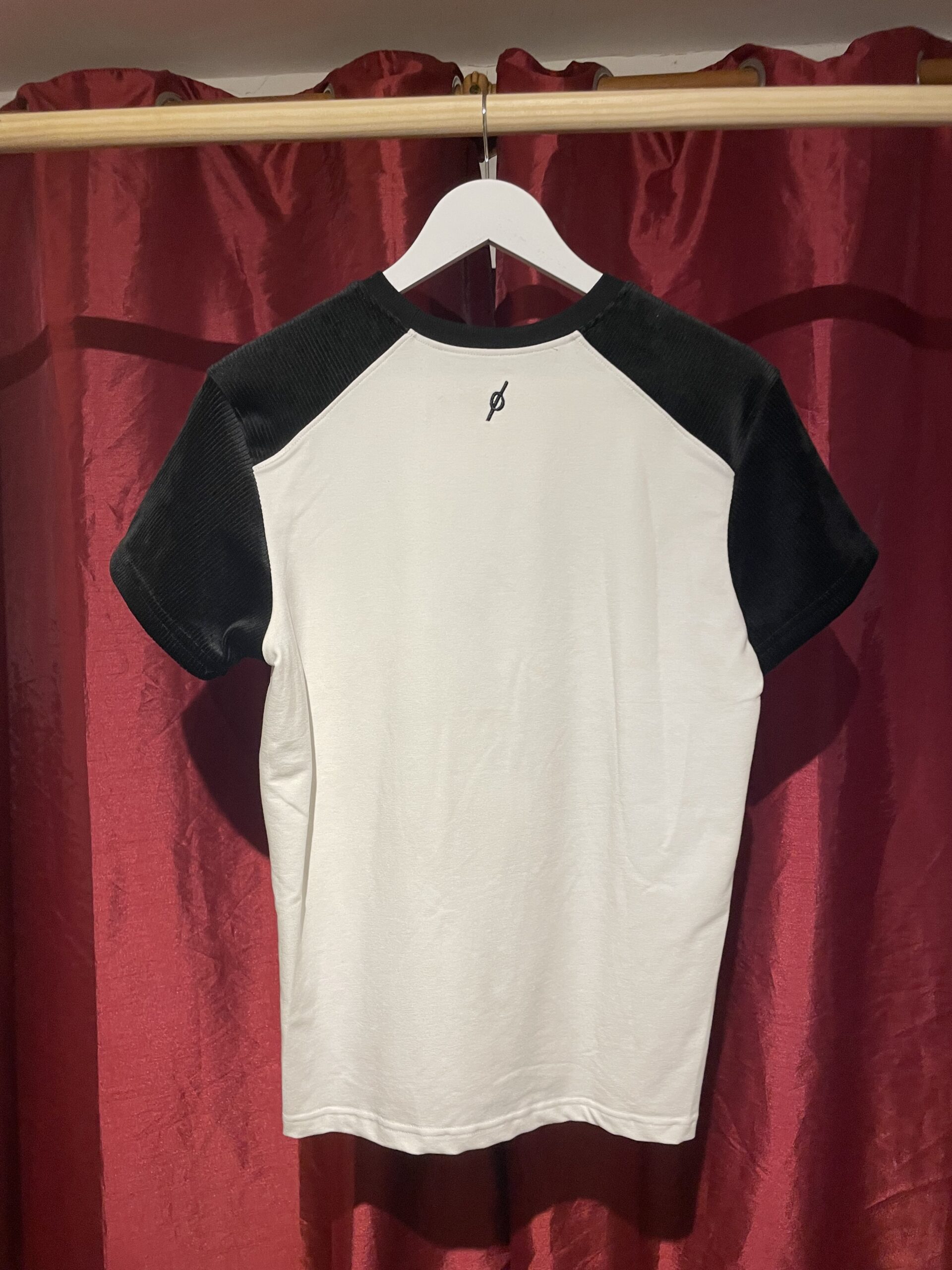 White n Black Classic - Image 2